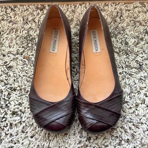 Steve Madden Size 7 Brown Criss-Cross Wedges